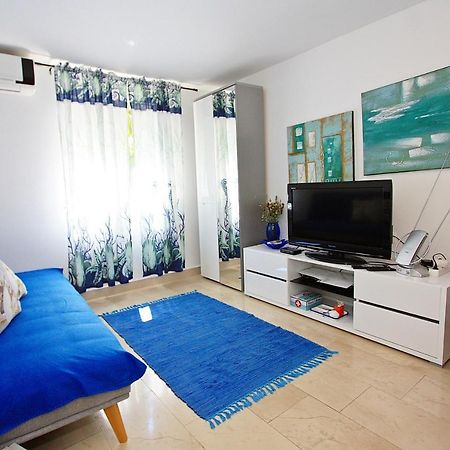 Apartment Zorica Supetar Buitenkant foto