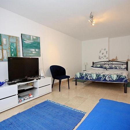 Apartment Zorica Supetar Buitenkant foto