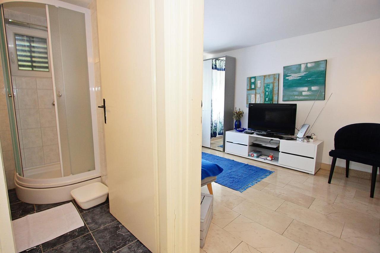 Apartment Zorica Supetar Buitenkant foto