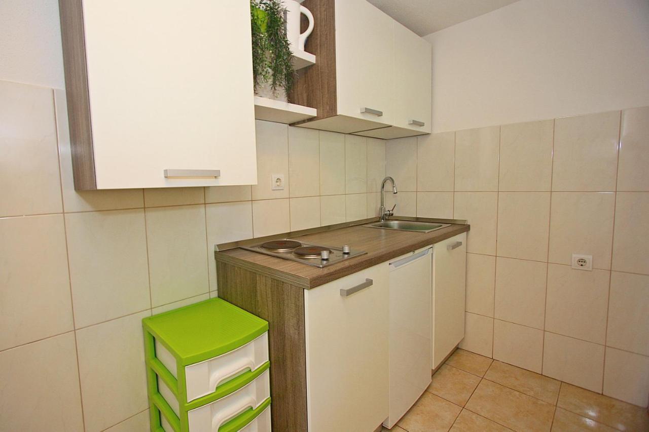Apartment Zorica Supetar Buitenkant foto