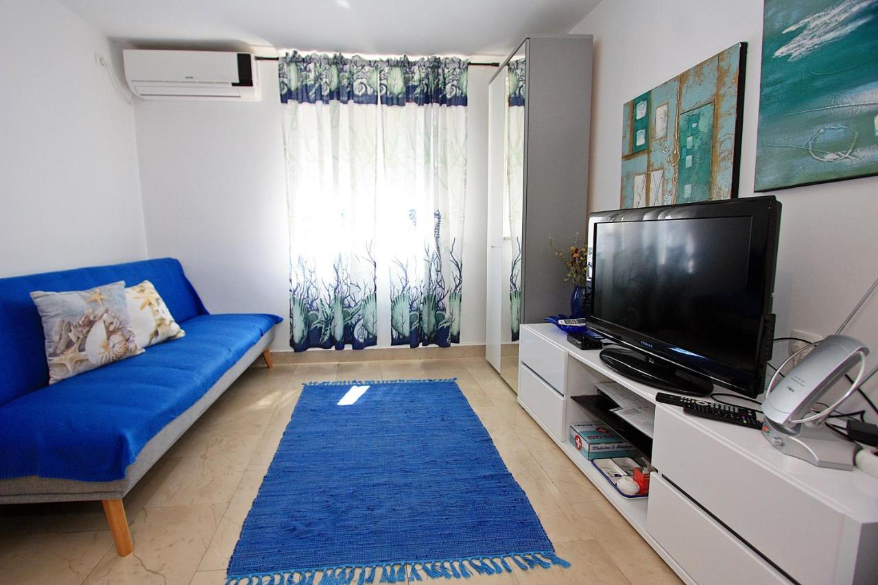 Apartment Zorica Supetar Buitenkant foto